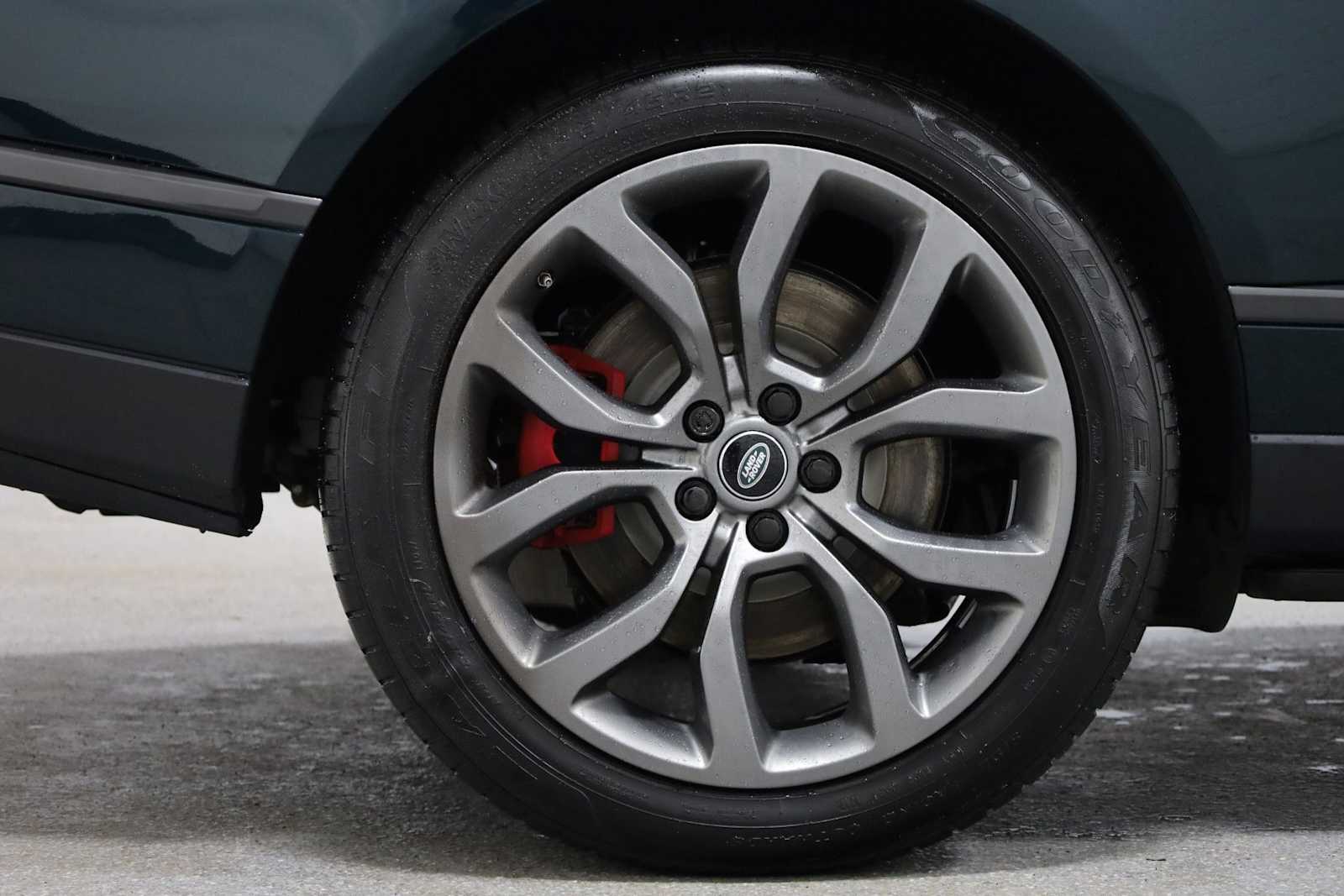 Thumbnail: 2019 Land Rover Range Rover - 36