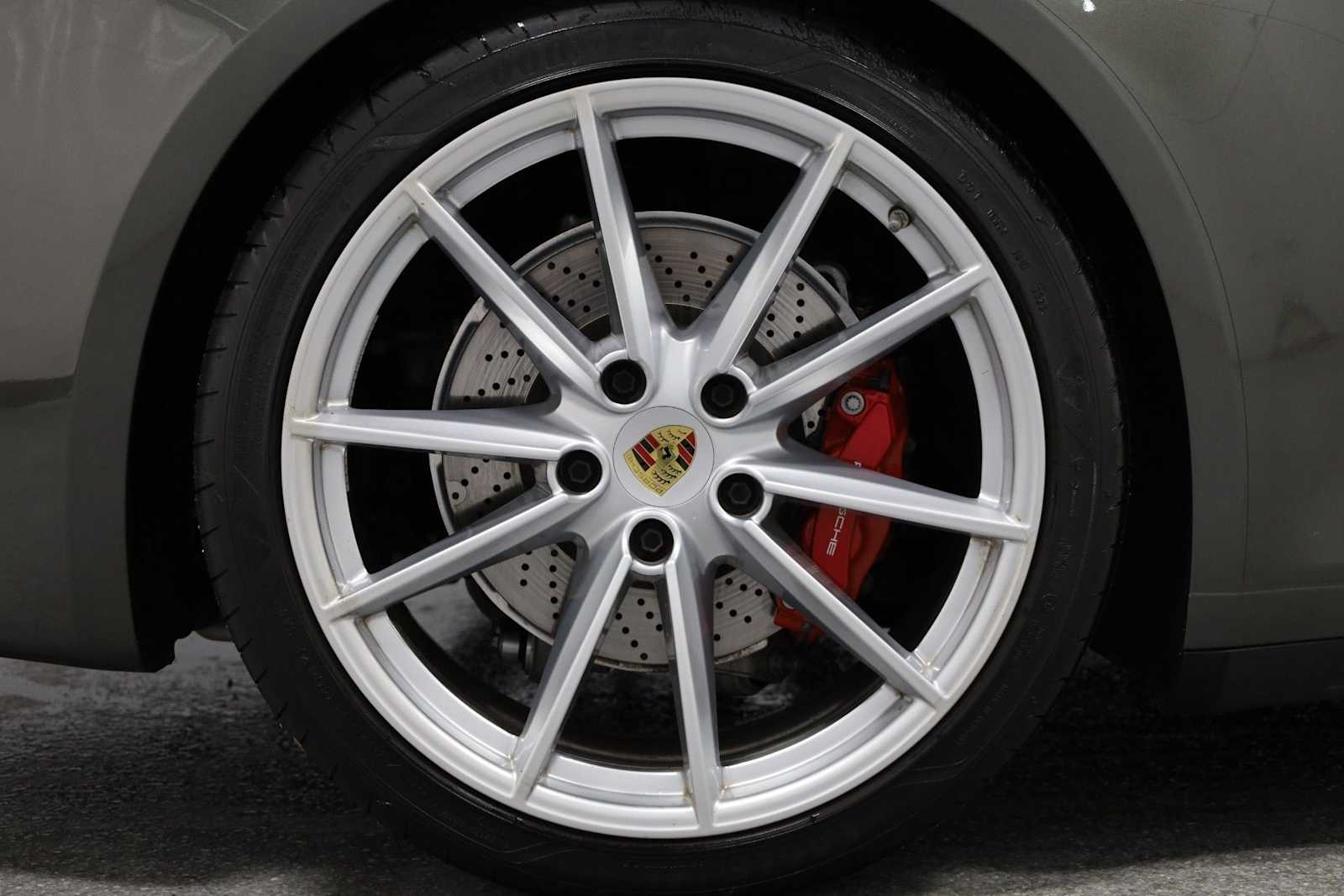 Thumbnail: 2024 Porsche 911 - 34