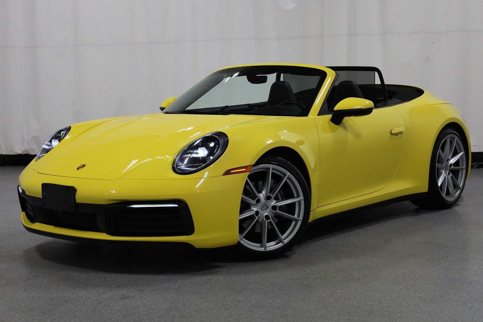 2022 Porsche 911 Cabriolet 
