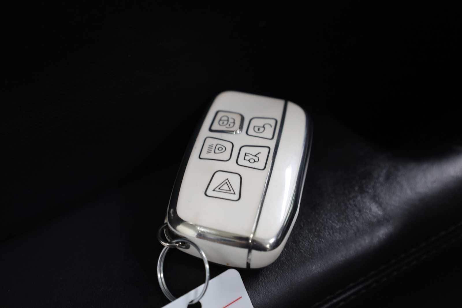 Thumbnail: 2015 Land Rover Range Rover - 39