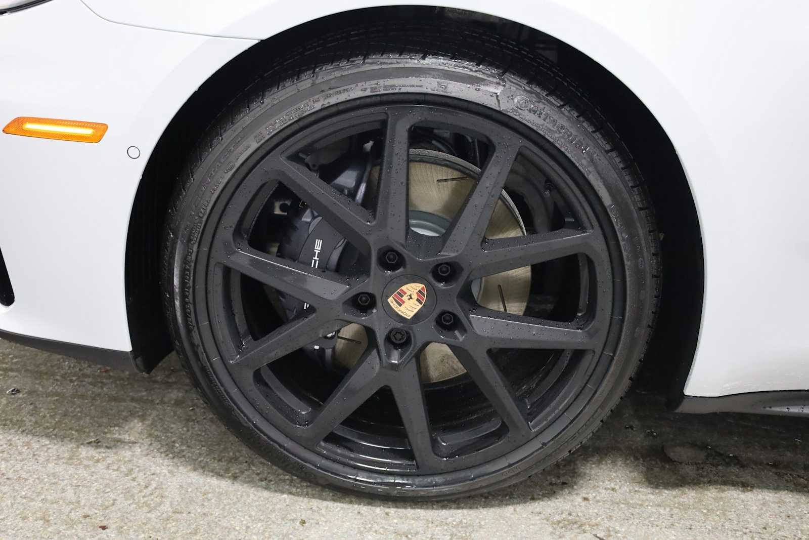 Thumbnail: 2026 Porsche Panamera - 39