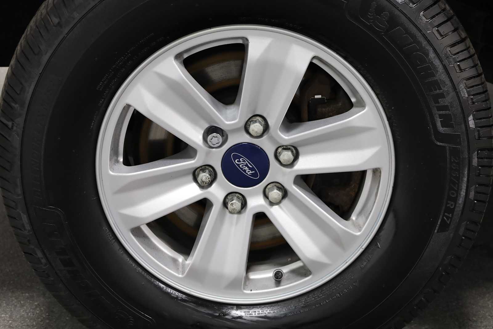 2017 Ford F-150  33