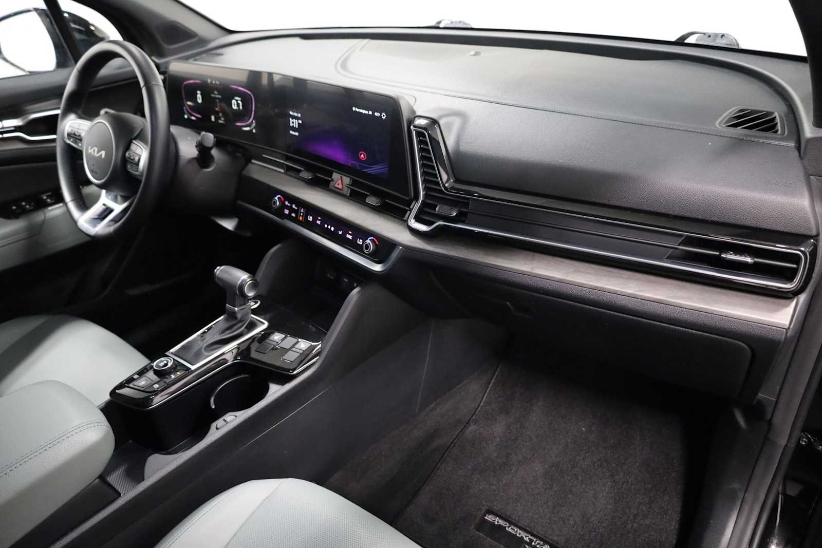 Thumbnail: 2023 Kia Sportage - 6