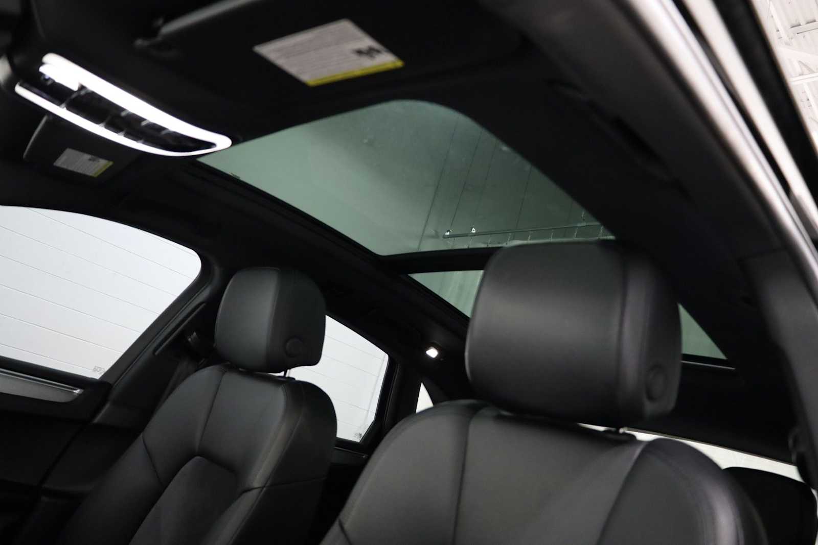 Thumbnail: 2018 Porsche Macan - 20