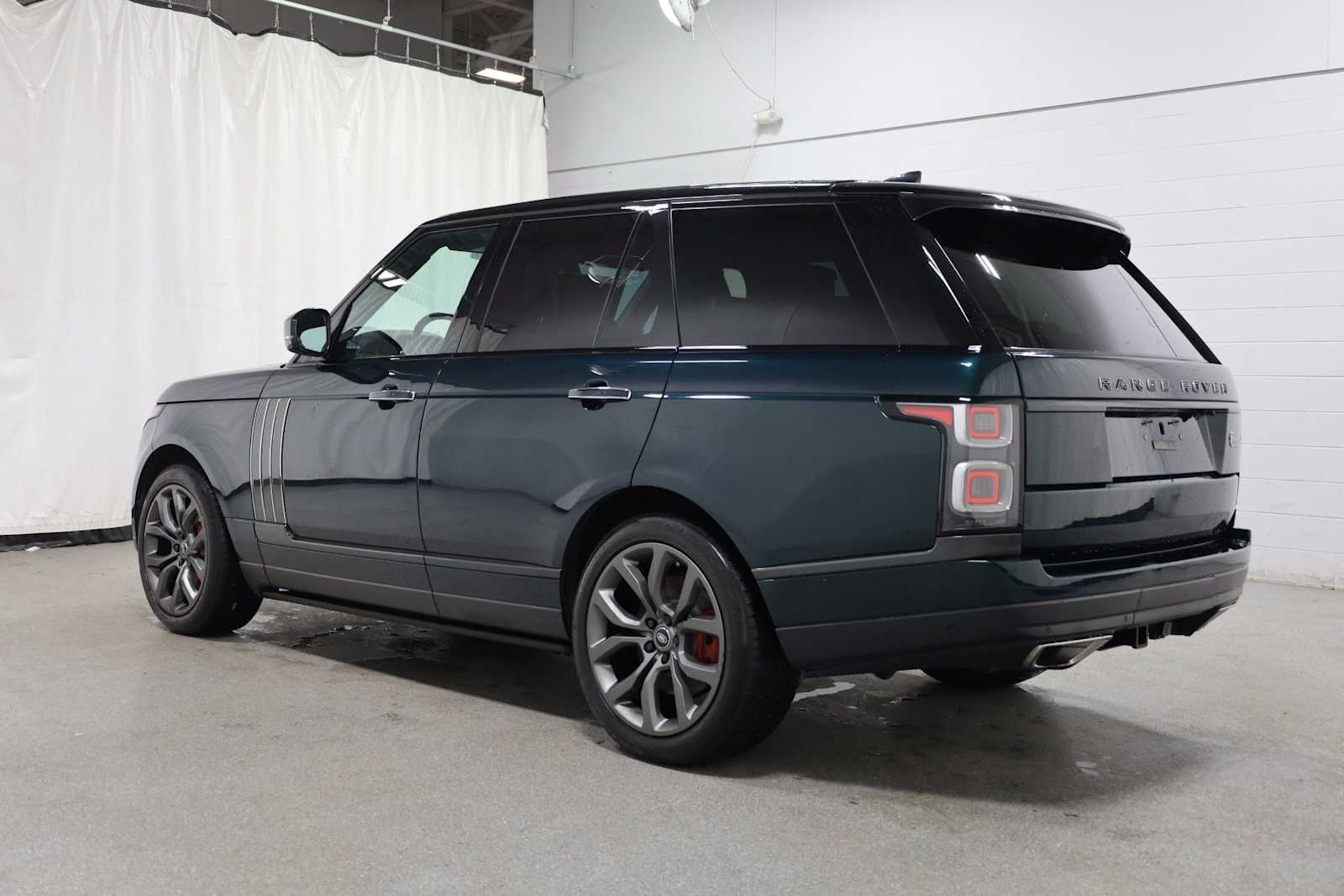 Thumbnail: 2019 Land Rover Range Rover - 3