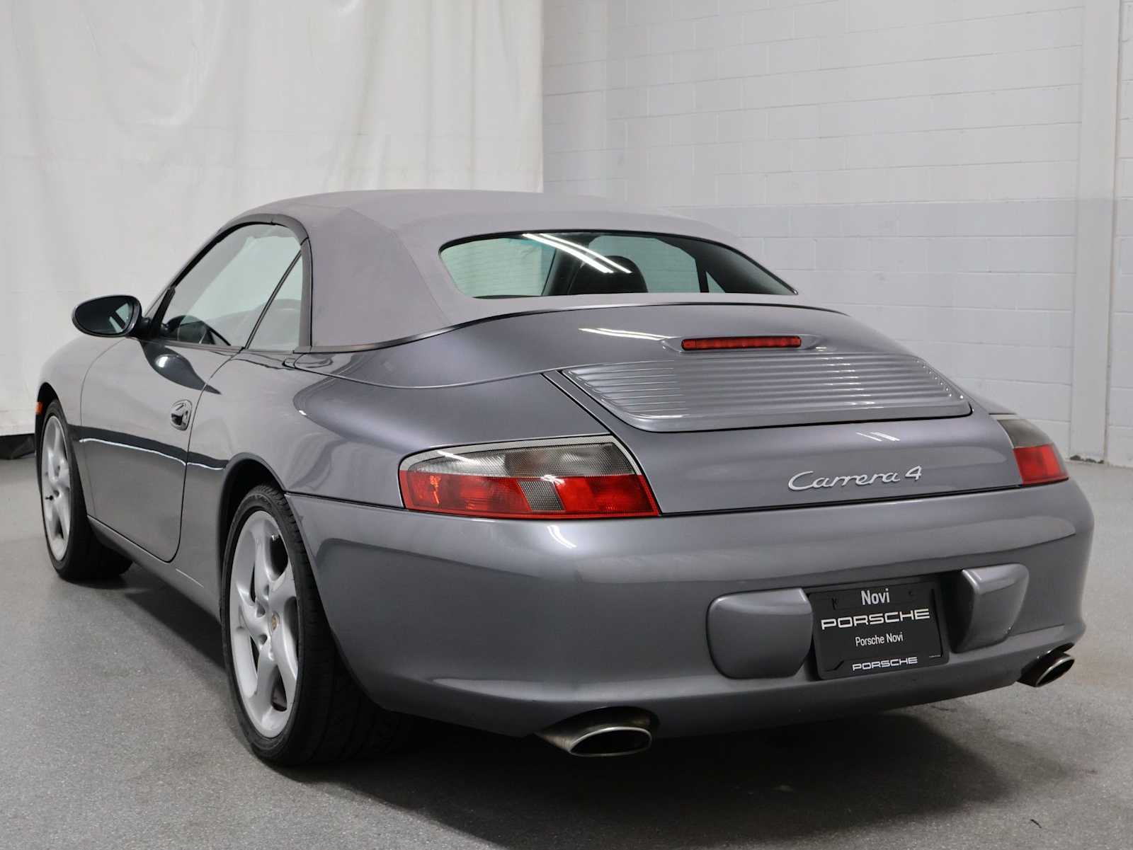 Thumbnail: 2003 Porsche 911 - 3