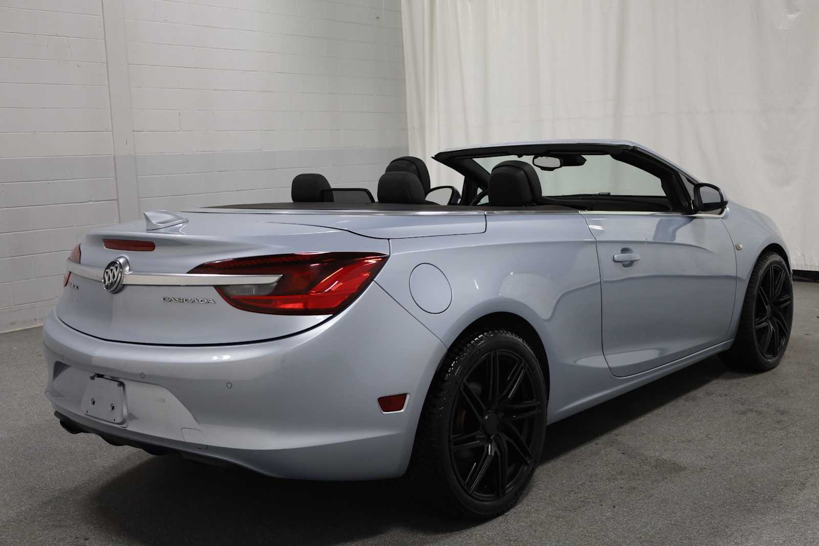 Thumbnail: 2016 Buick Cascada - 9