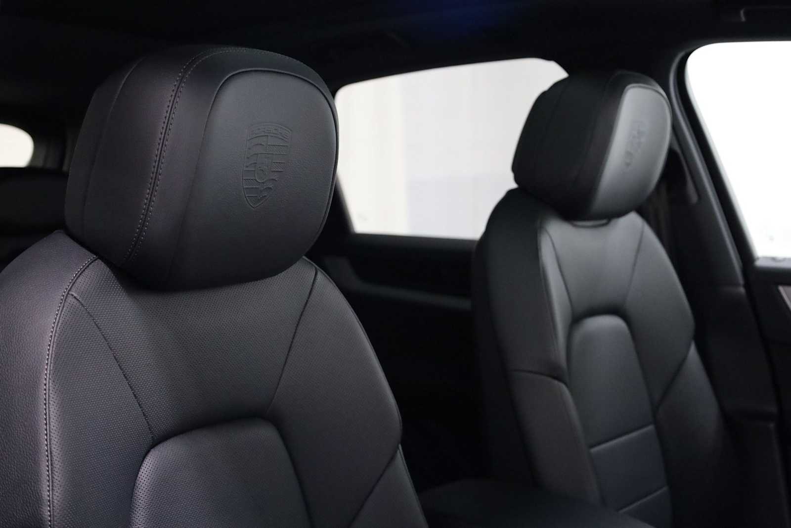 Thumbnail: 2025 Porsche Cayenne - 21