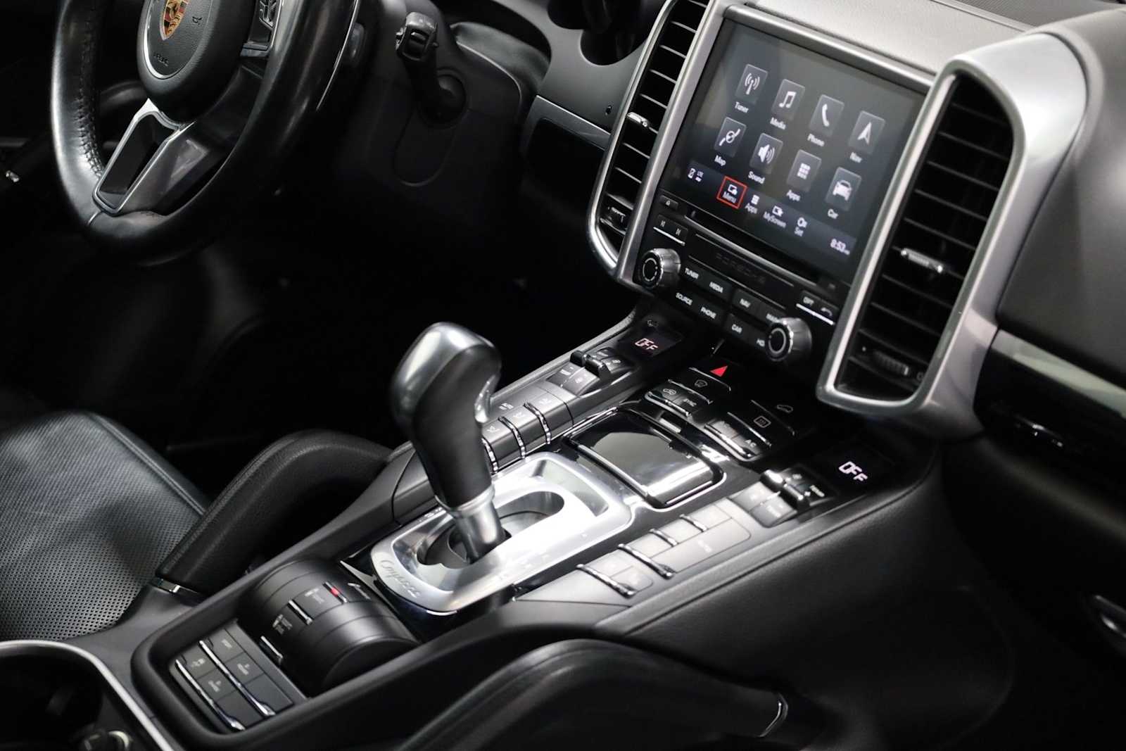 Thumbnail: 2017 Porsche Cayenne - 21