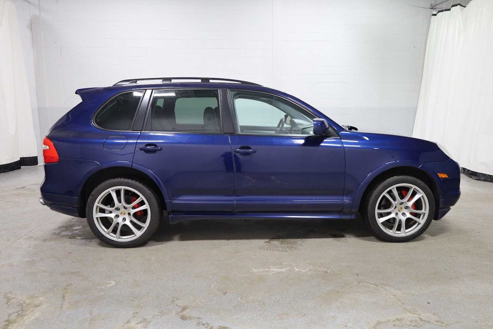 Thumbnail: 2009 Porsche Cayenne - 10