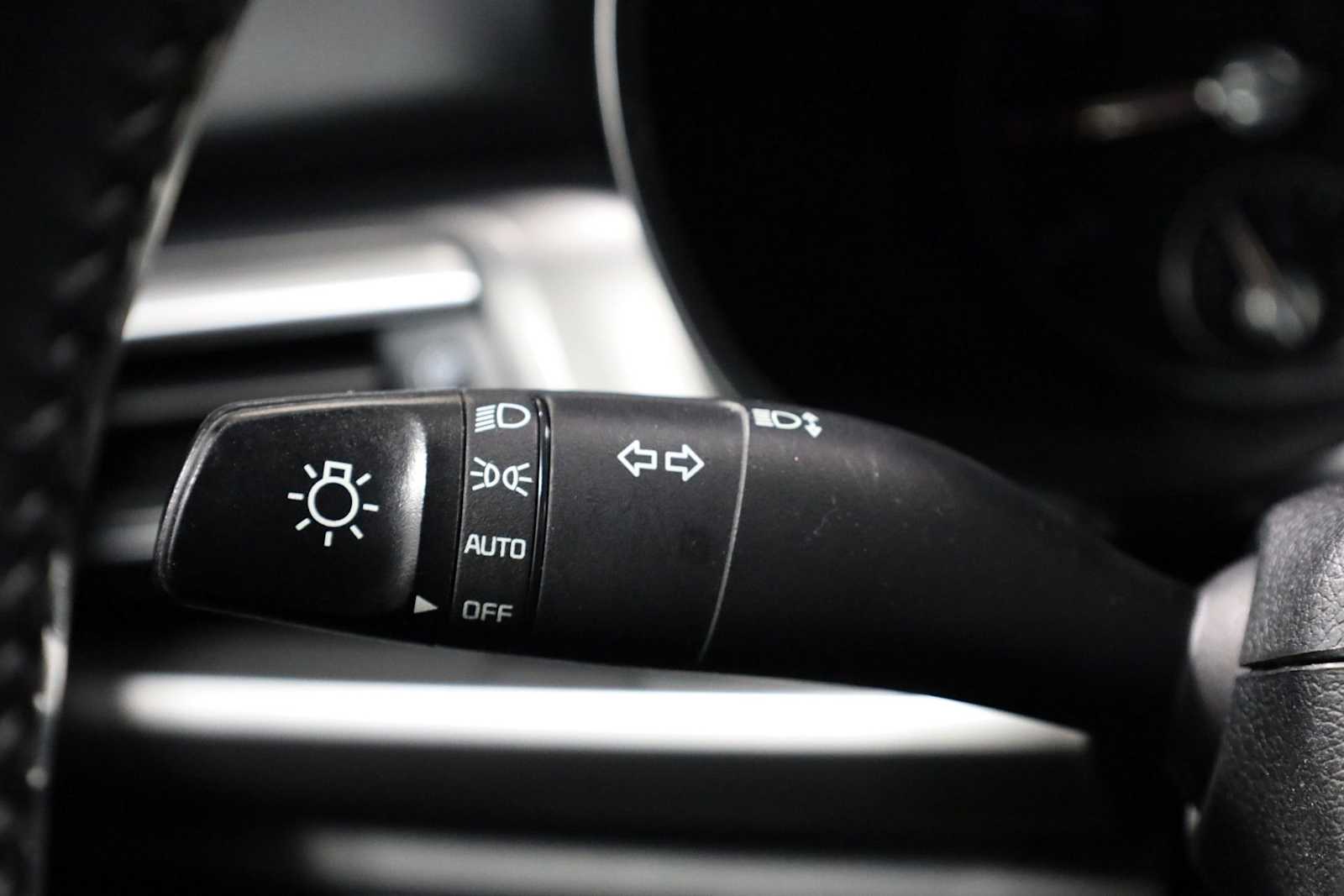 Thumbnail: 2021 Kia Telluride - 28