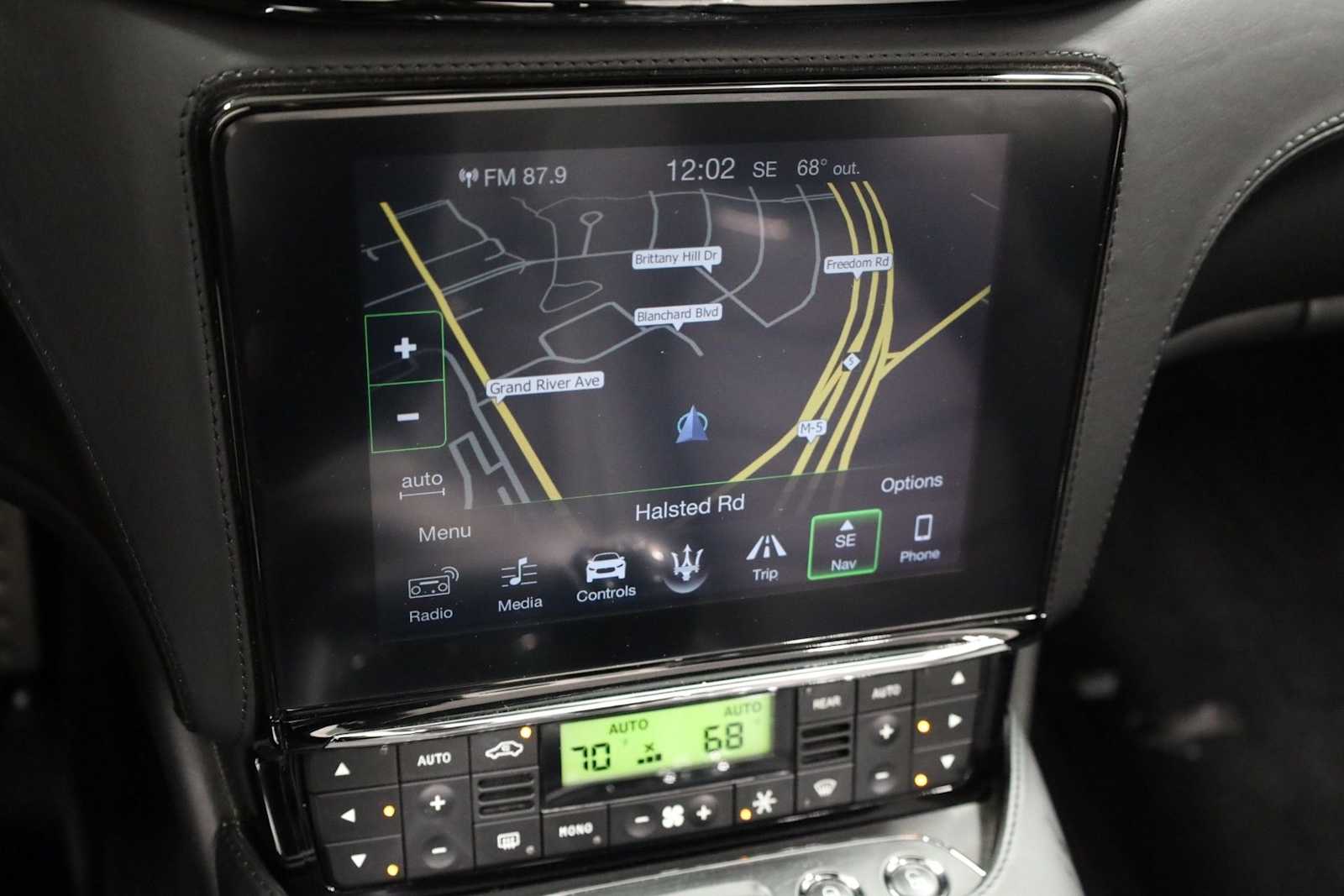 Thumbnail: 2018 Maserati GranTurismo - 27