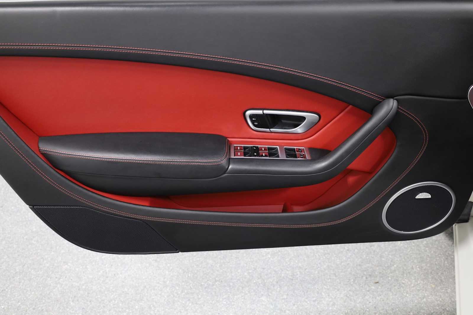 Thumbnail: 2013 Bentley Continental - 17