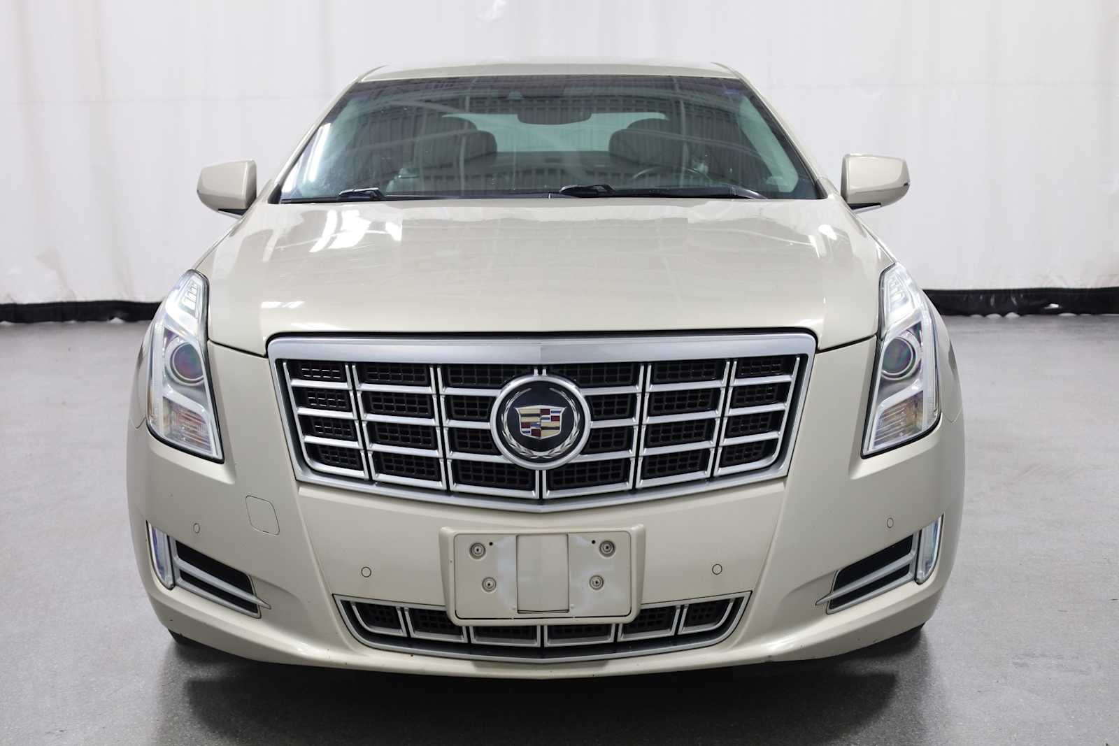 Thumbnail: 2013 Cadillac XTS - 14