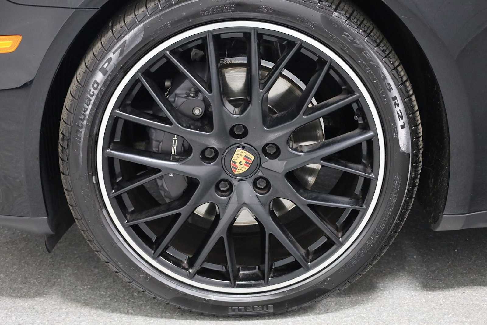 Thumbnail: 2023 Porsche Panamera - 39