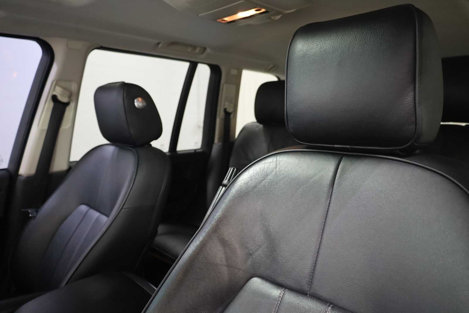 Thumbnail: 2012 Land Rover Range Rover - 18