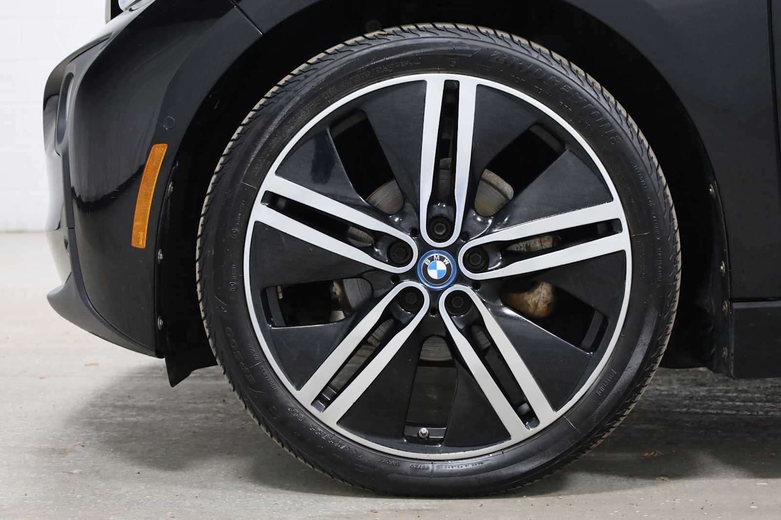 Thumbnail: 2016 BMW i3 - 34