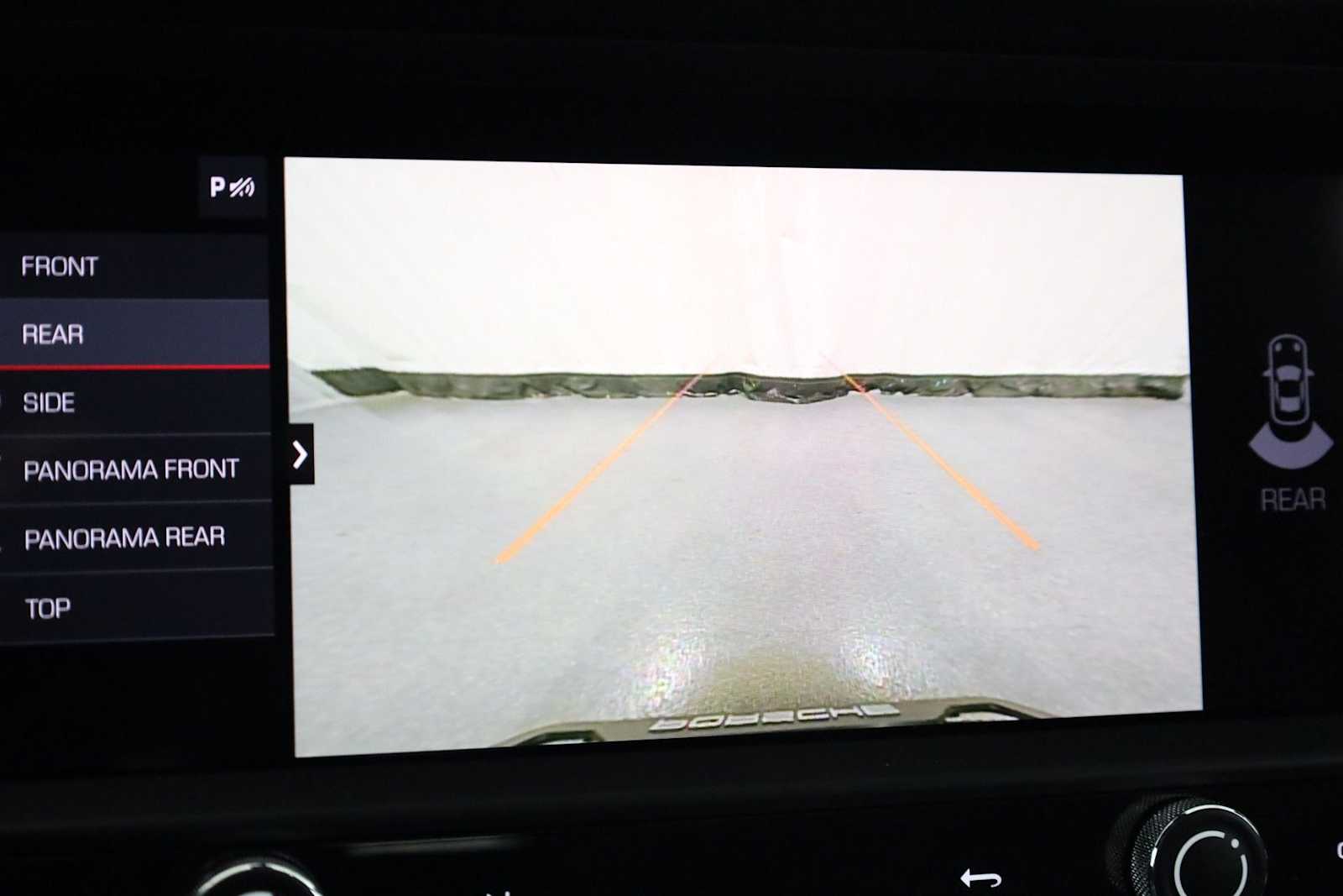 Thumbnail: 2026 Porsche Macan - 34