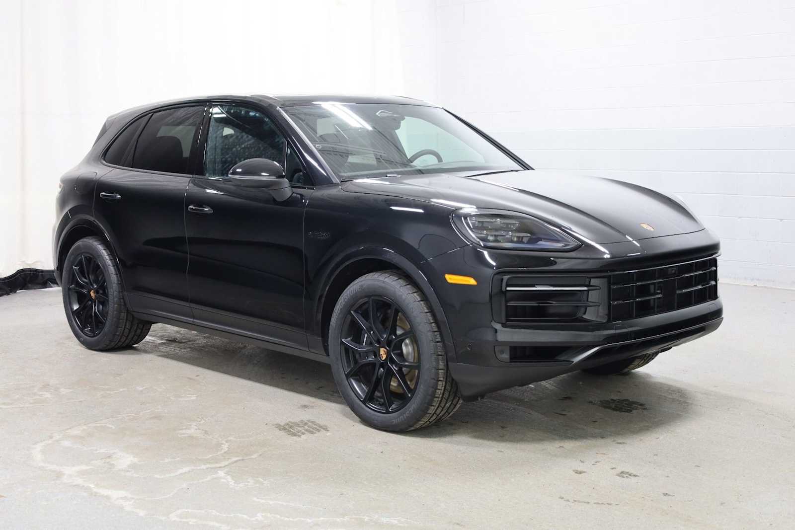 Thumbnail: 2026 Porsche Cayenne - 13