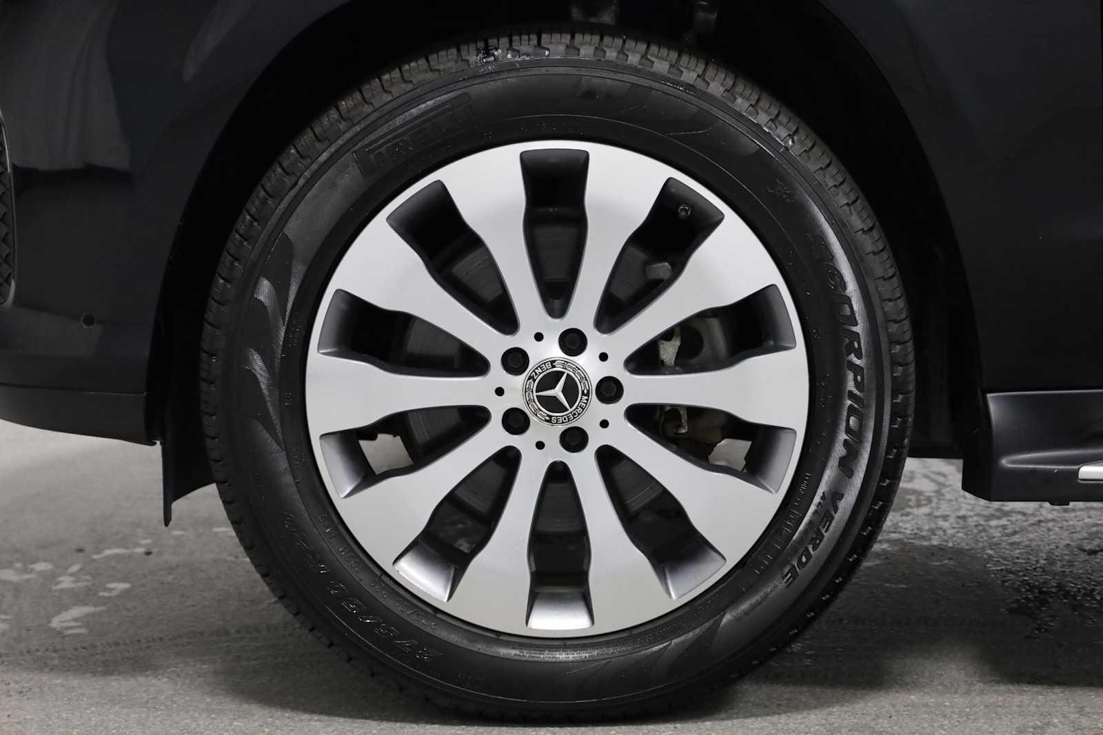 Thumbnail: 2019 Mercedes-Benz GLS - 35