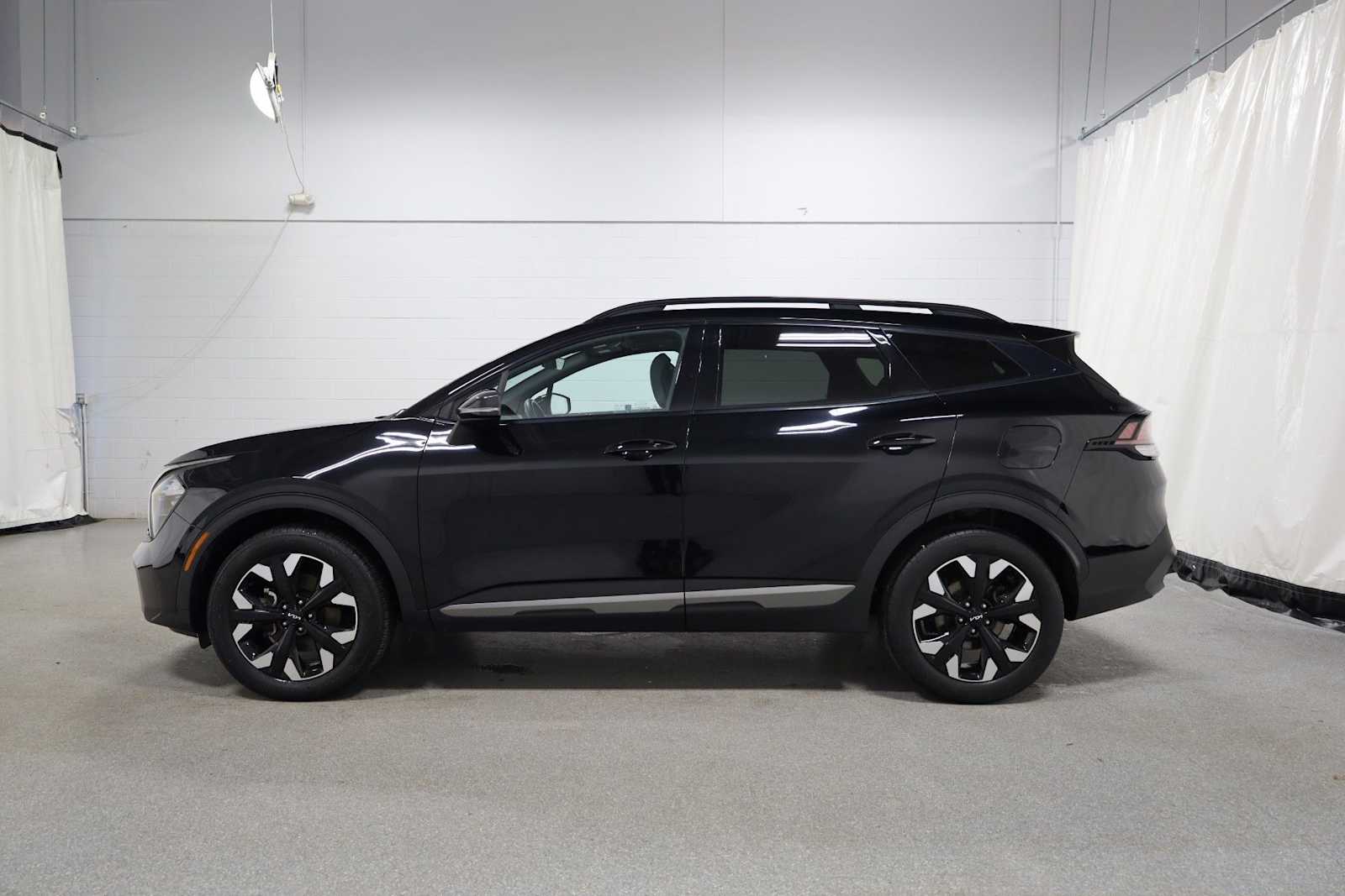 Thumbnail: 2023 Kia Sportage - 2