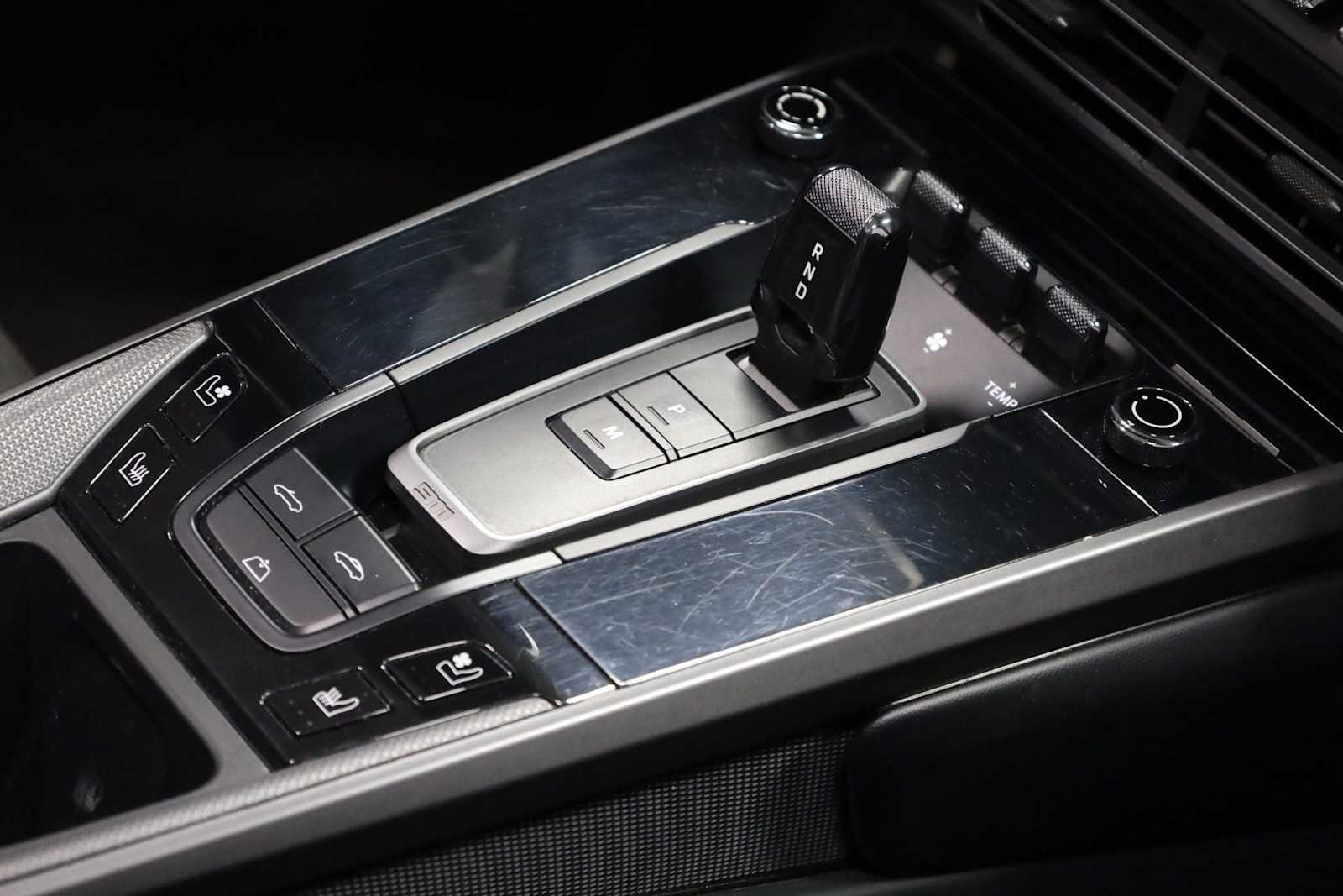 Thumbnail: 2022 Porsche 911 - 20