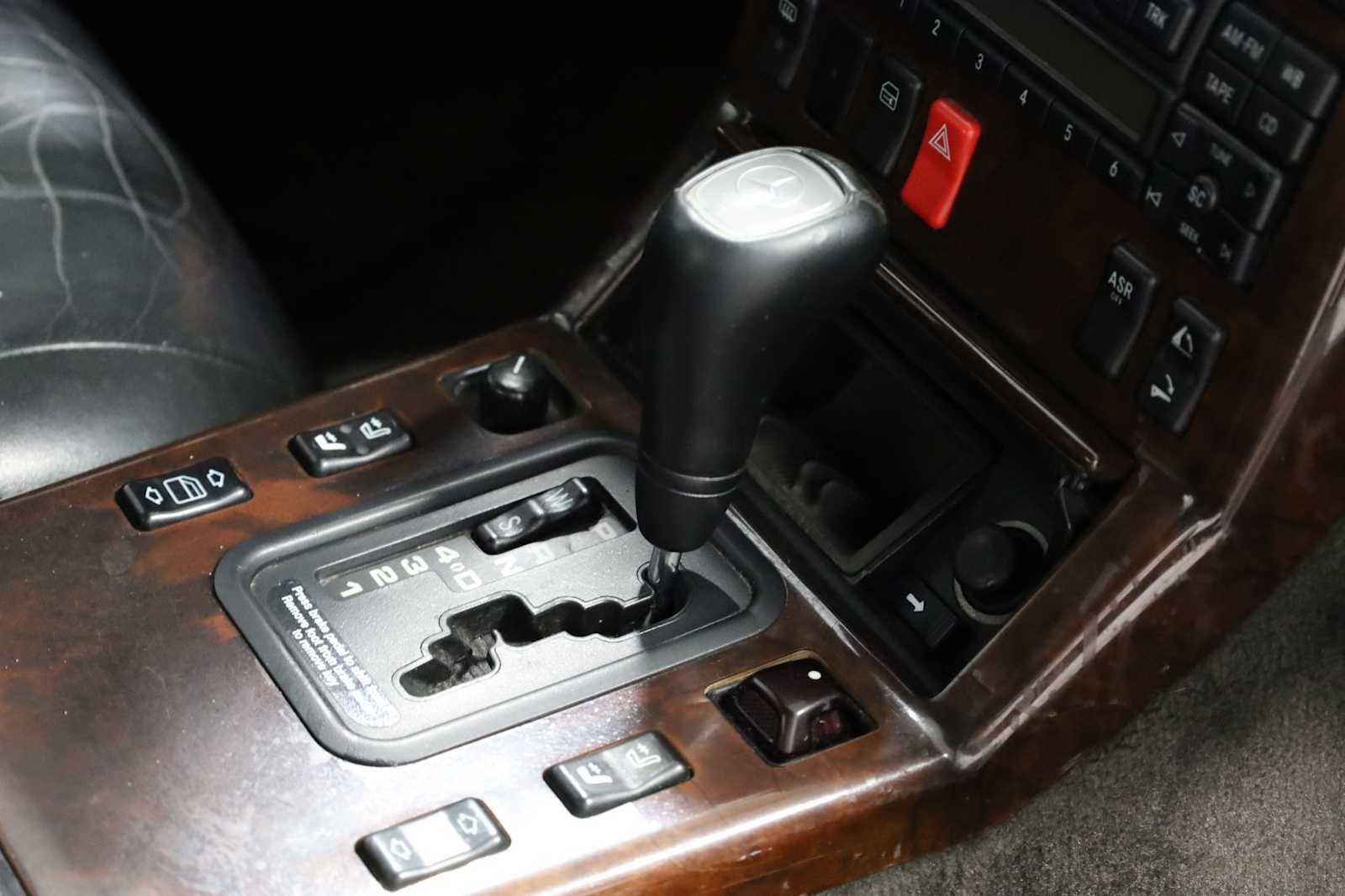Thumbnail: 1996 Mercedes-Benz SL-Class - 19