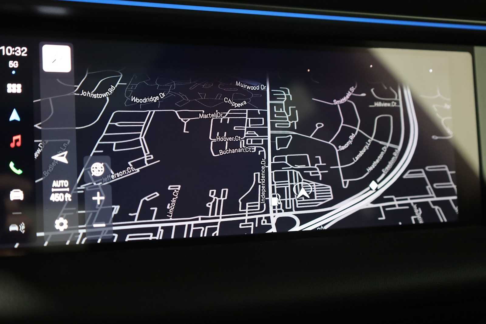 Thumbnail: 2025 Porsche Macan - 31