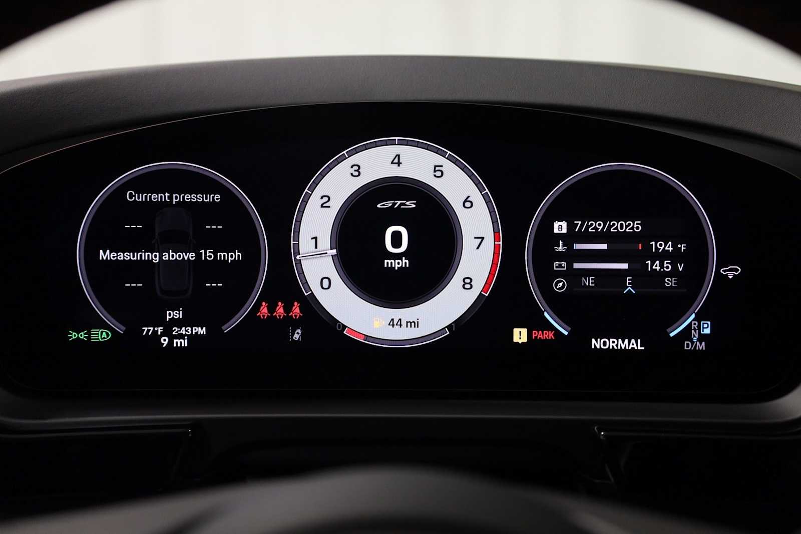 Thumbnail: 2025 Porsche Cayenne - 24