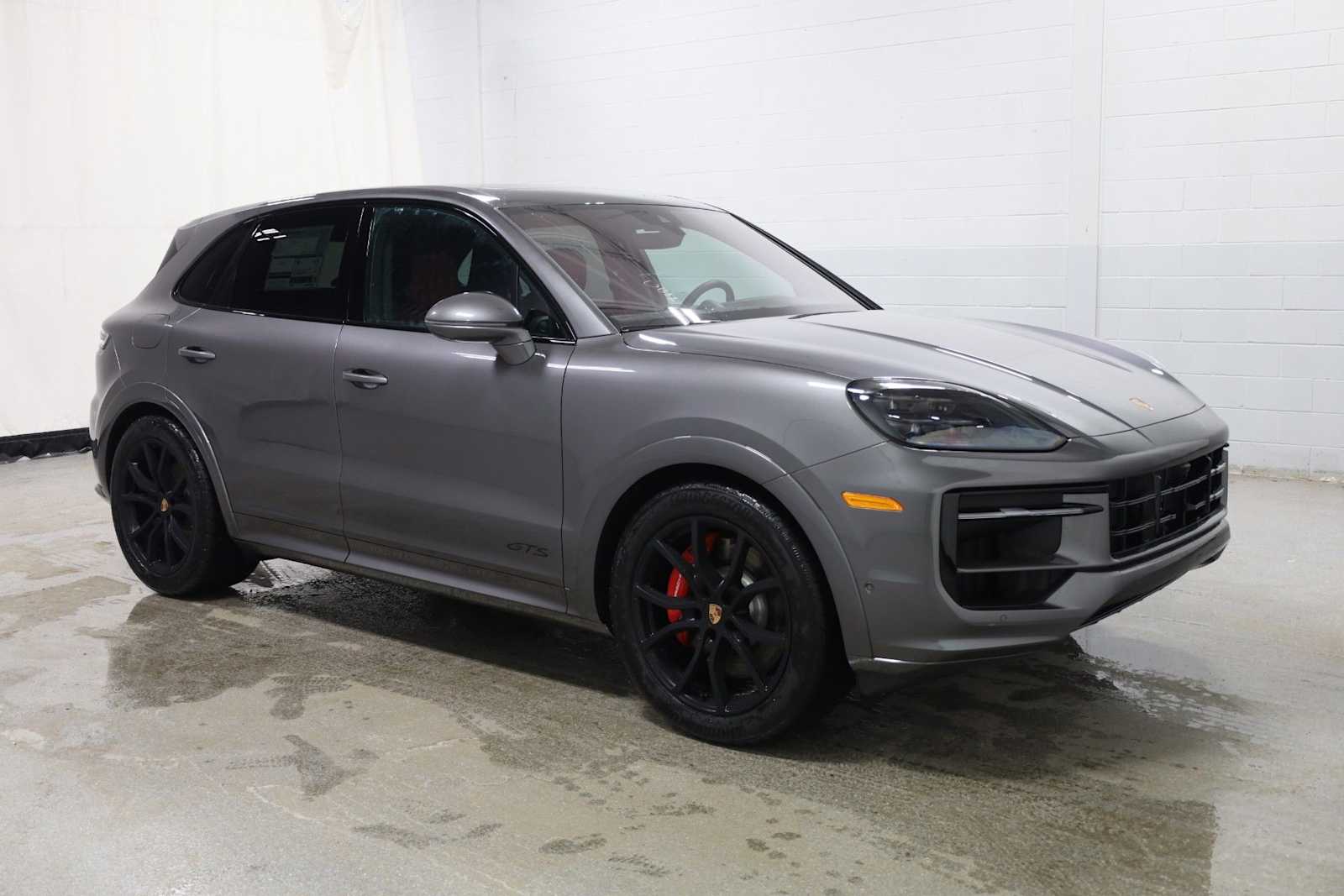 Thumbnail: 2026 Porsche Cayenne - 13