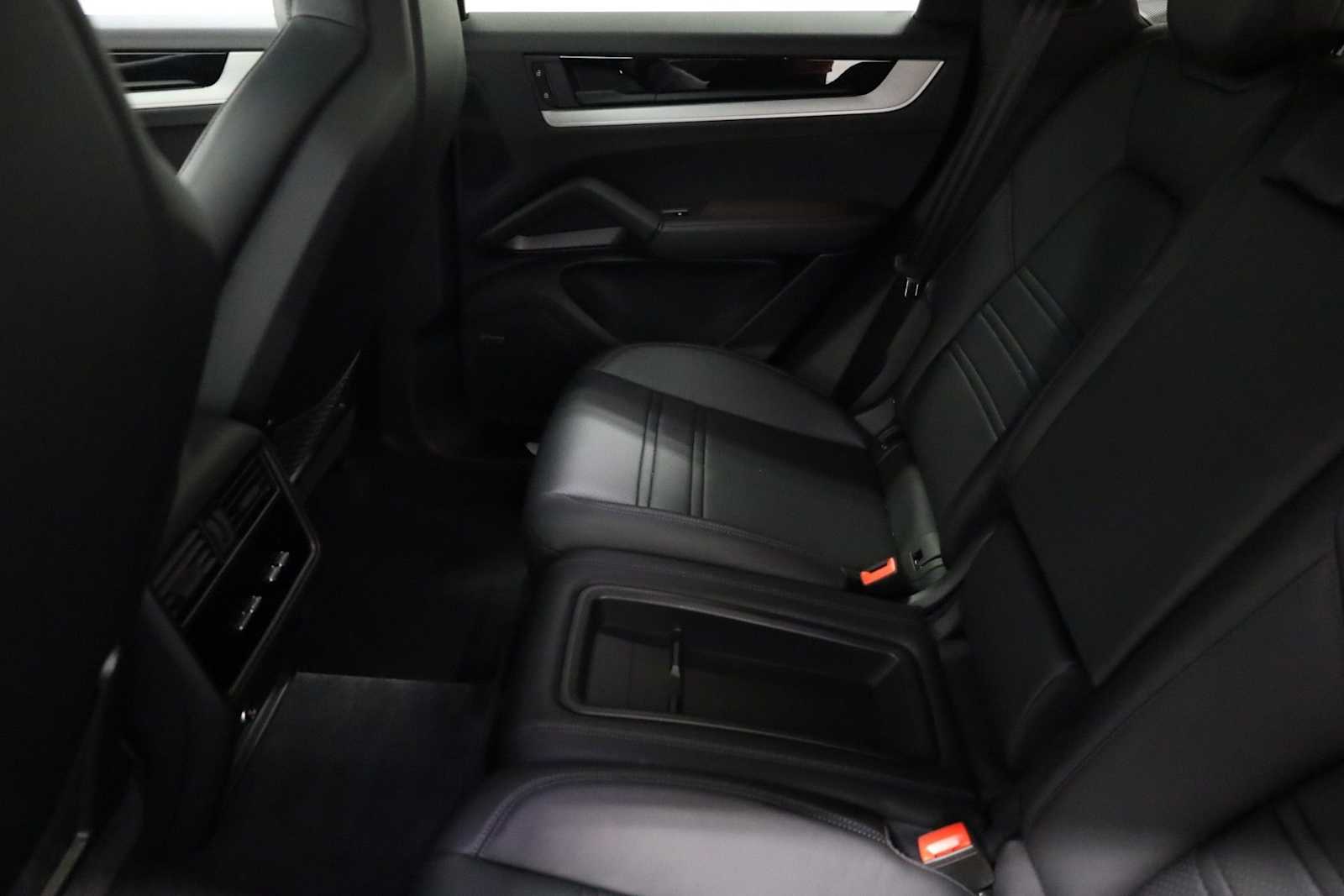 Thumbnail: 2024 Porsche  - 36