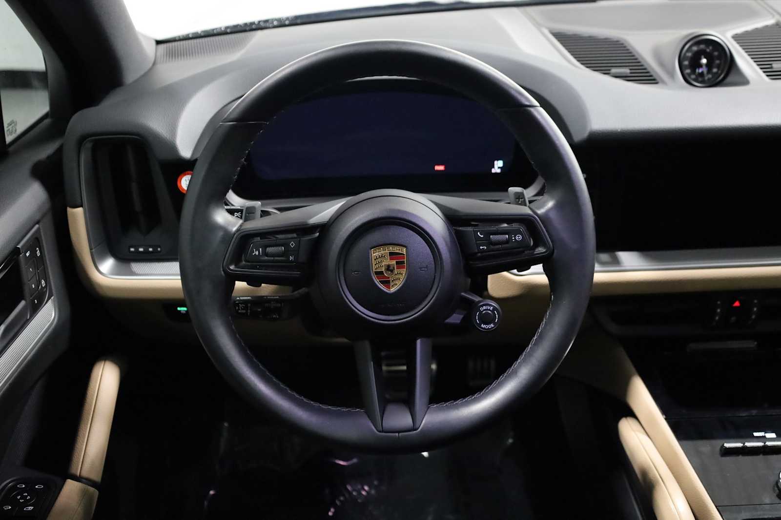 Thumbnail: 2024 Porsche Cayenne - 25