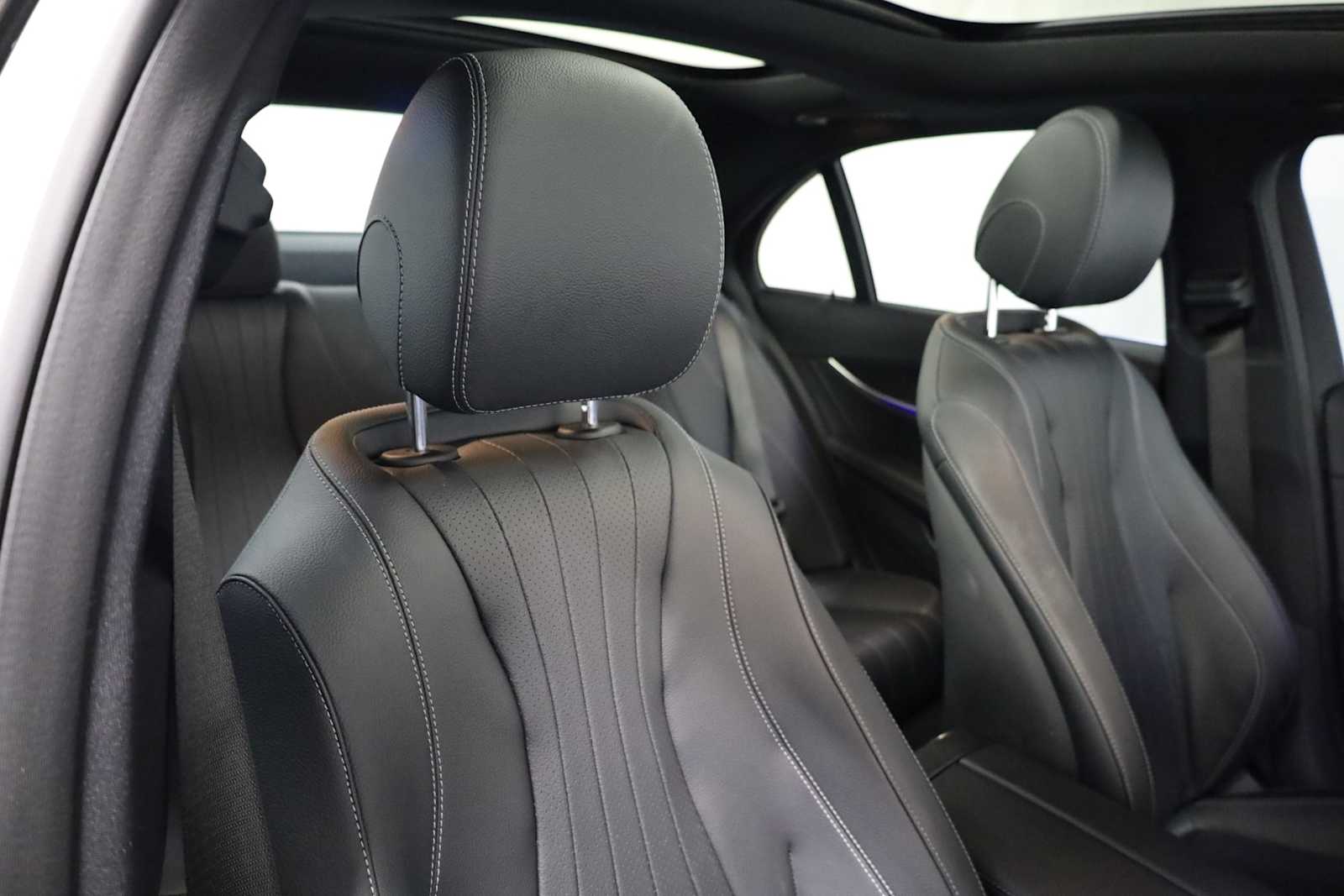 Thumbnail: 2023 Mercedes-Benz E-Class - 16