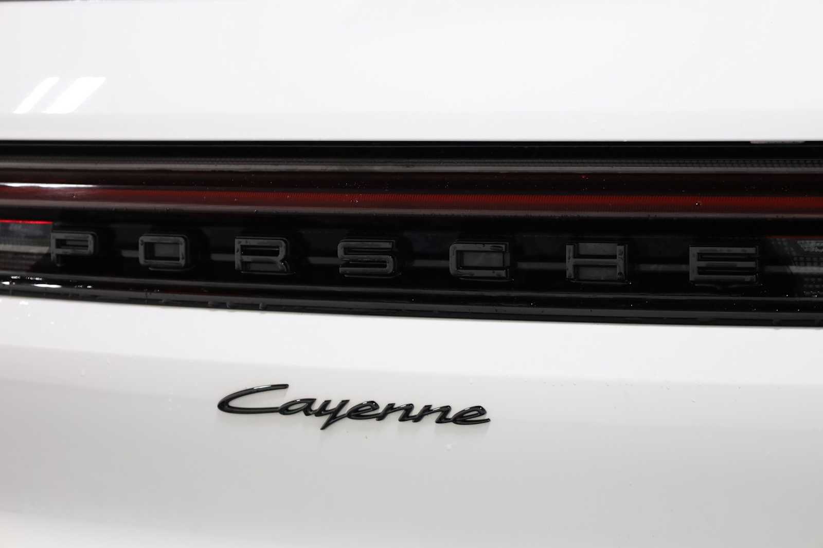 2024 Porsche Cayenne Base 7