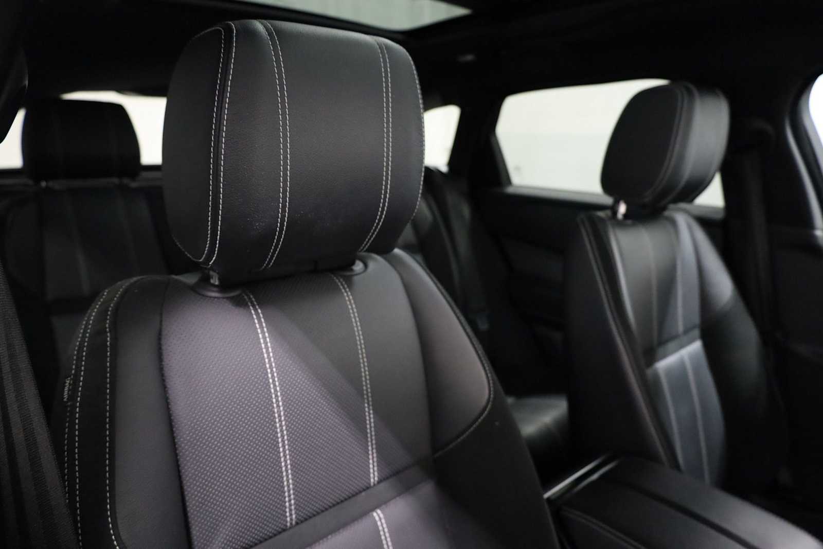 Thumbnail: 2018 Land Rover Range Rover Velar - 21