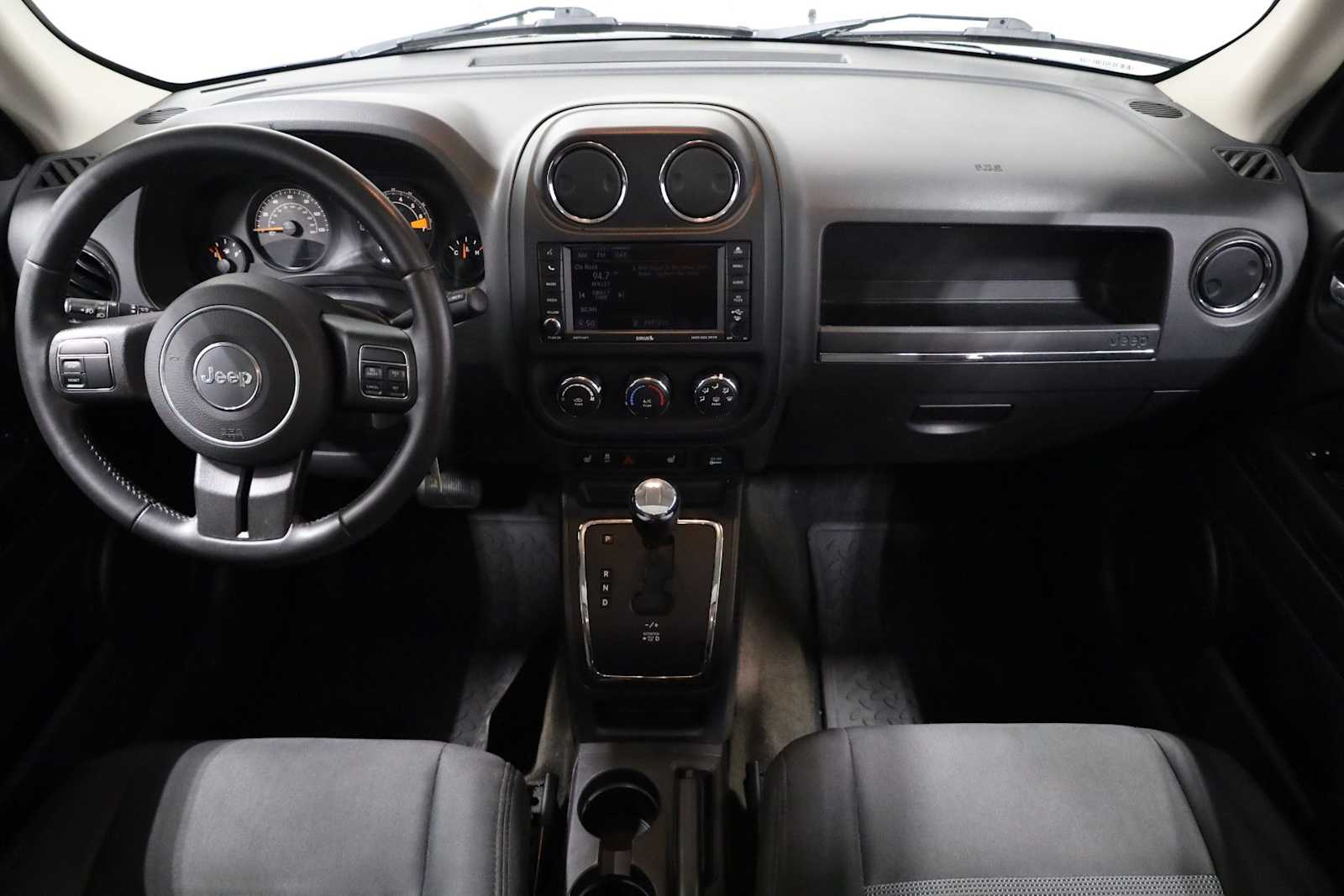 Thumbnail: 2014 Jeep Patriot - 23