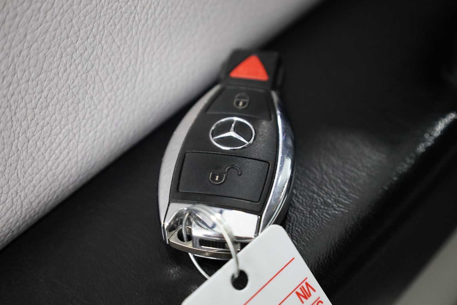 Thumbnail: 2013 Mercedes-Benz G-Class - 37