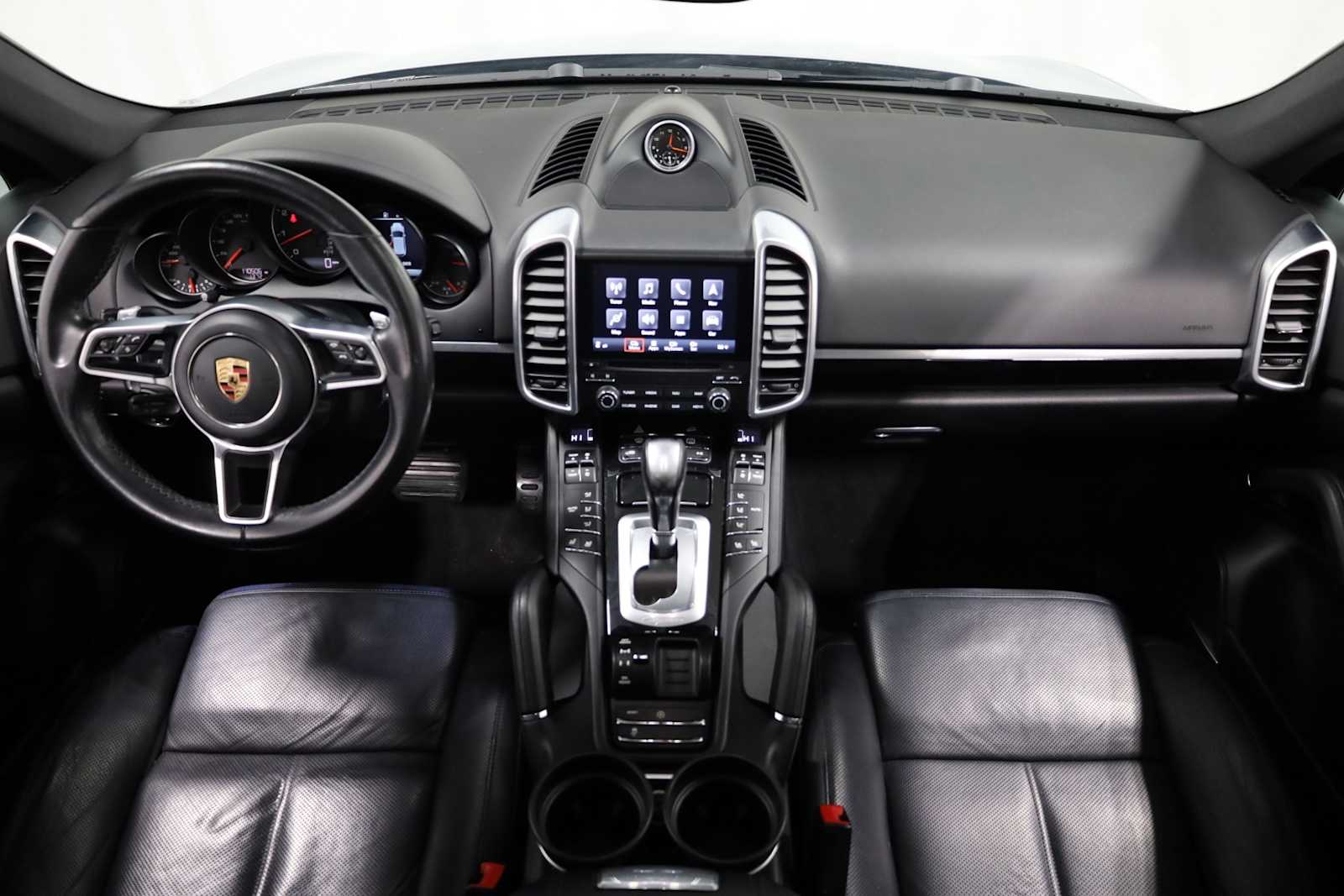 Thumbnail: 2017 Porsche Cayenne - 34