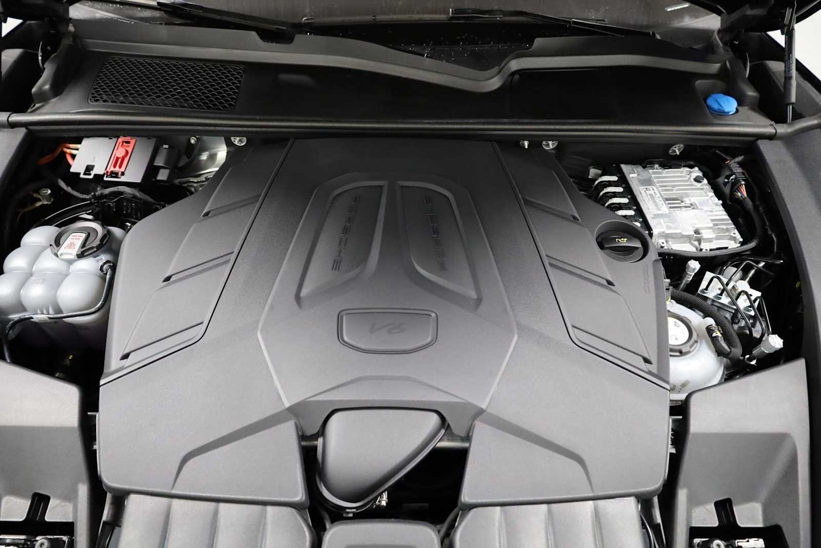 Thumbnail: 2025 Porsche Cayenne - 42