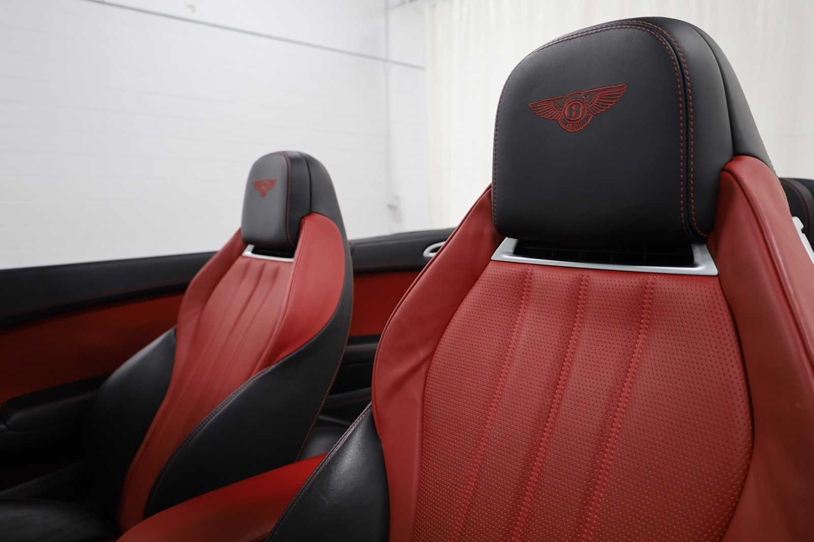 Thumbnail: 2013 Bentley Continental - 20