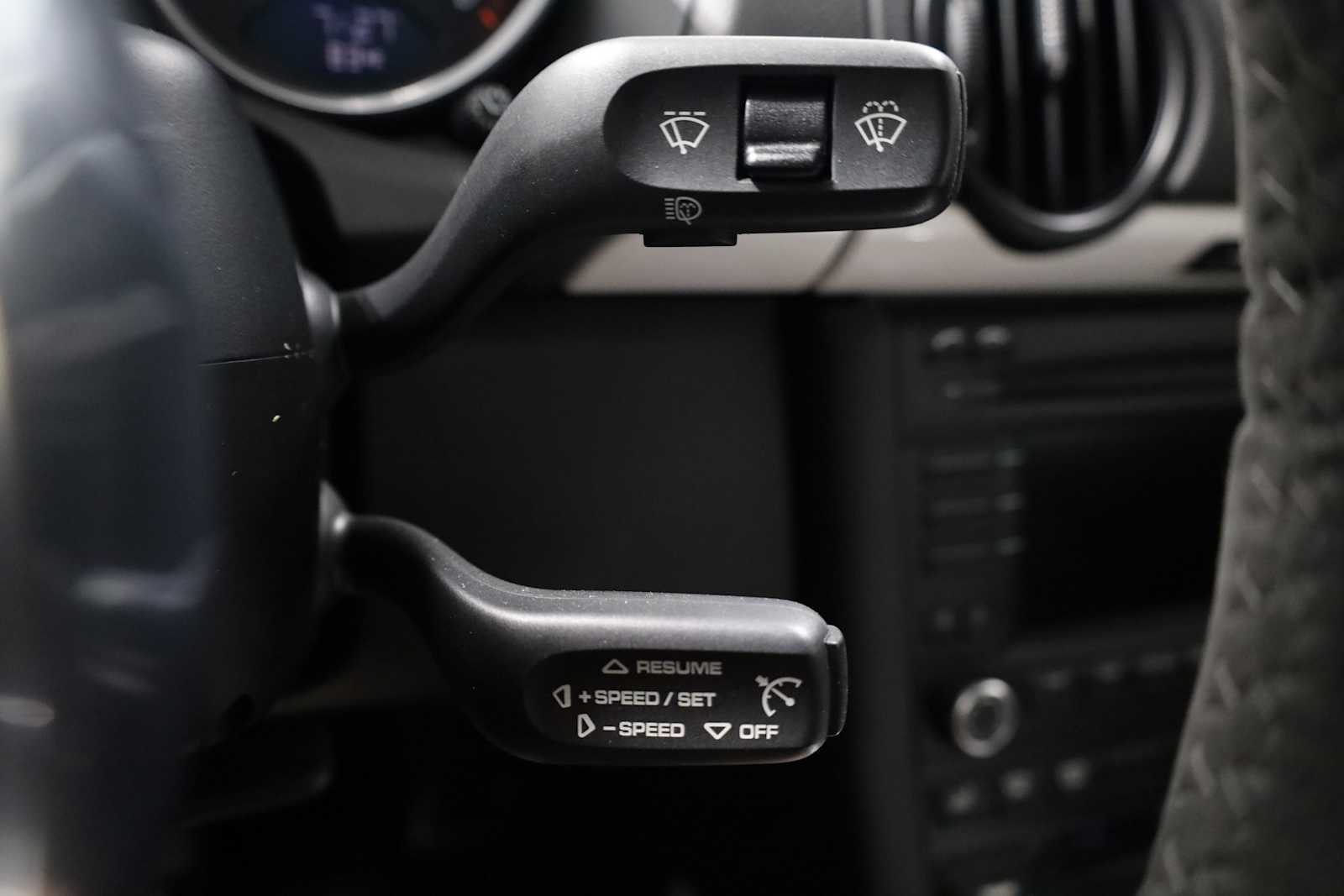 Thumbnail: 2012 Porsche Cayman - 23