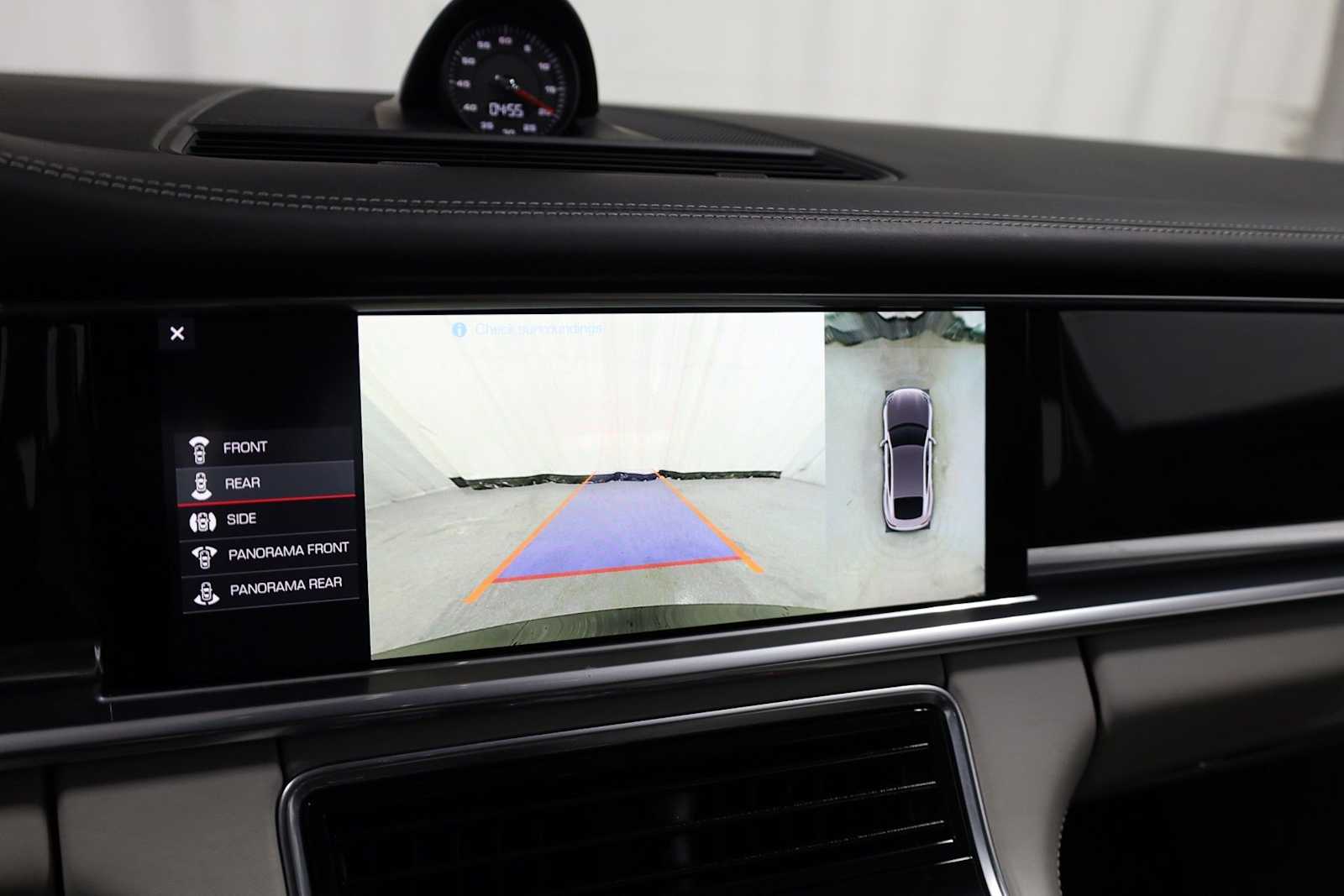 Thumbnail: 2017 Porsche Panamera - 34