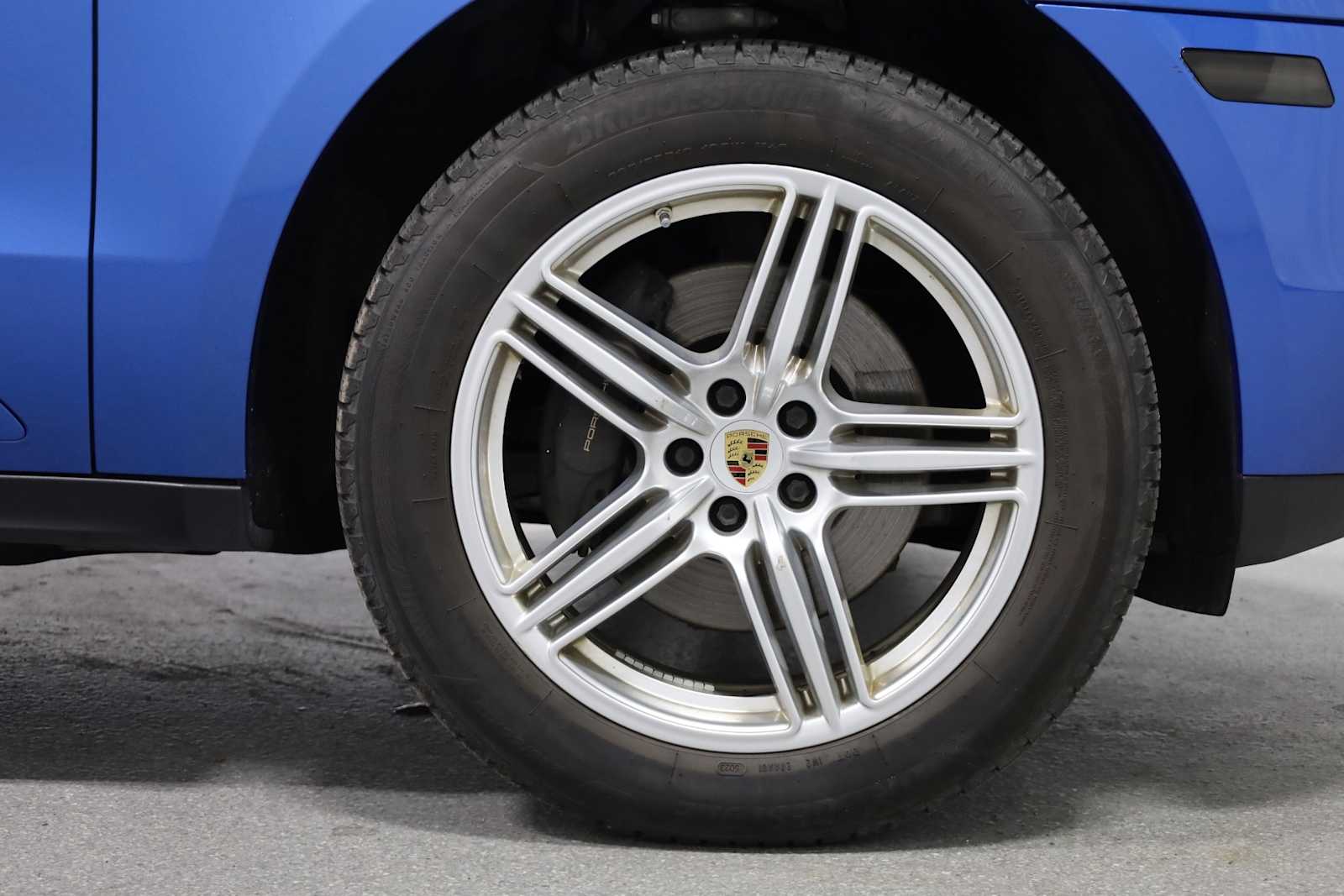 Thumbnail: 2018 Porsche Macan - 12