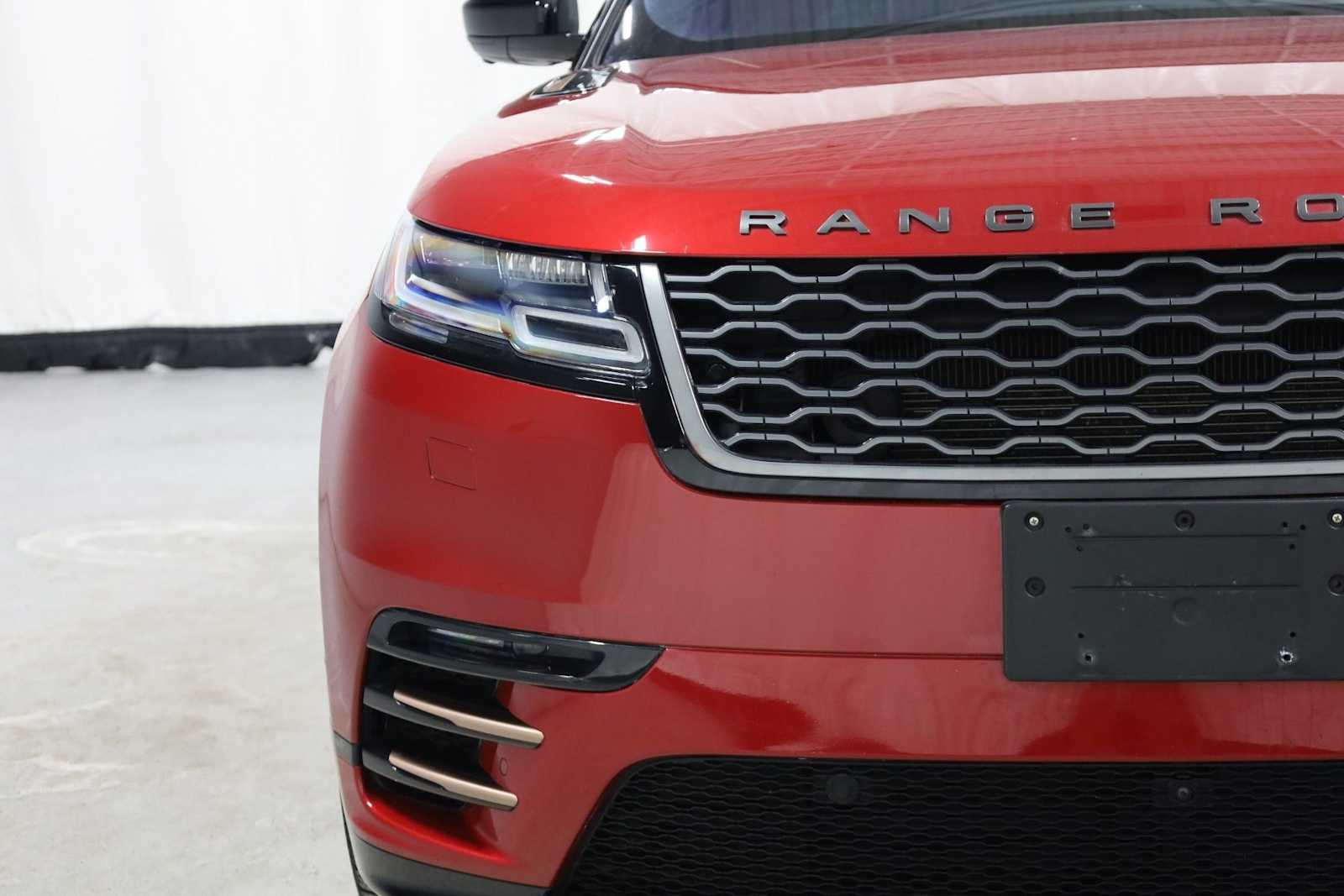 Thumbnail: 2018 Land Rover Range Rover Velar - 15