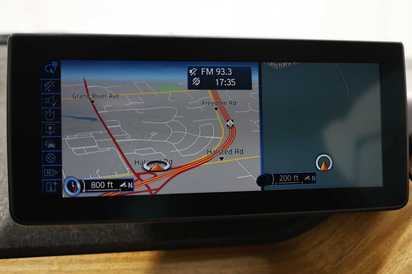 Thumbnail: 2016 BMW i3 - 29