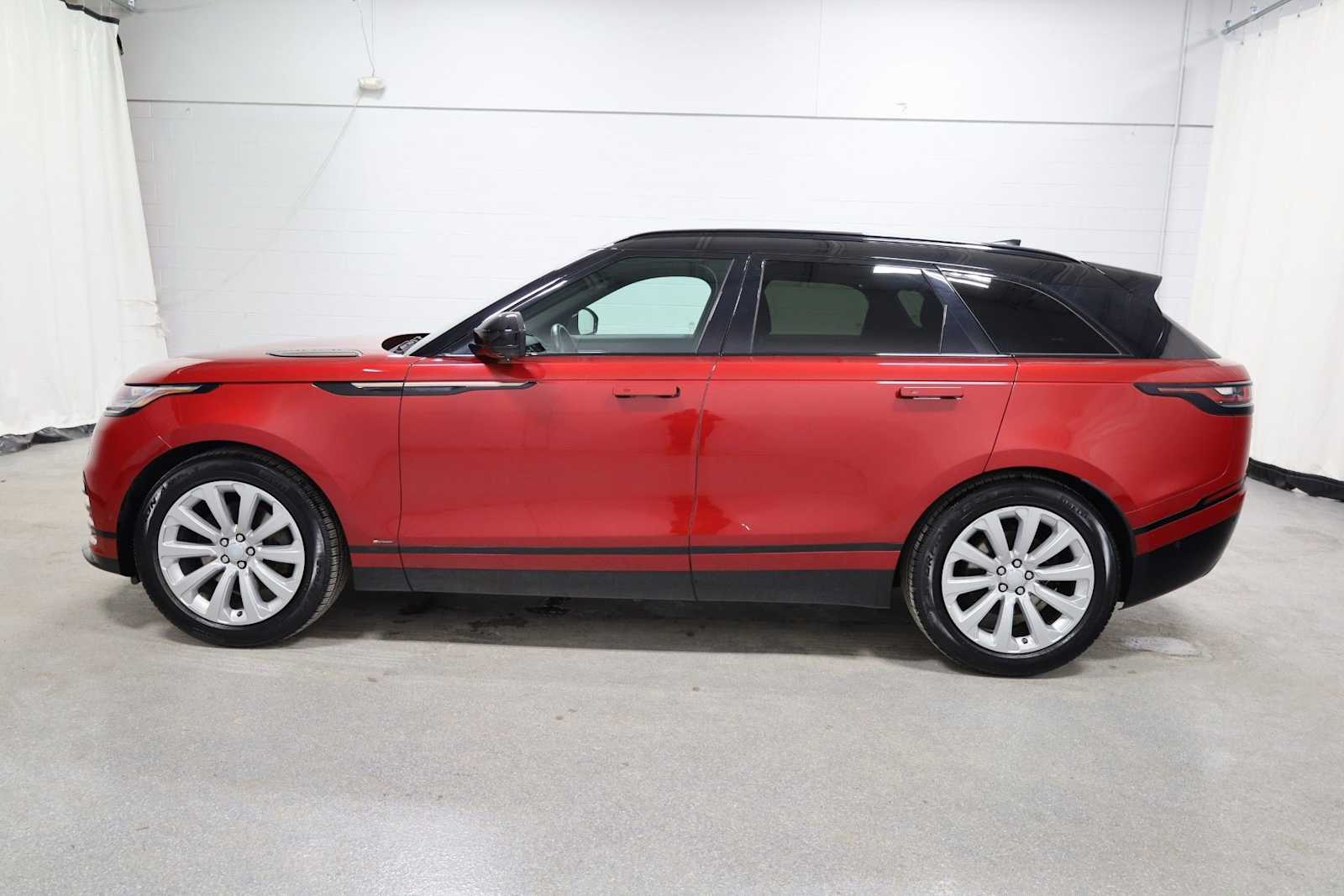 Thumbnail: 2018 Land Rover Range Rover Velar - 2