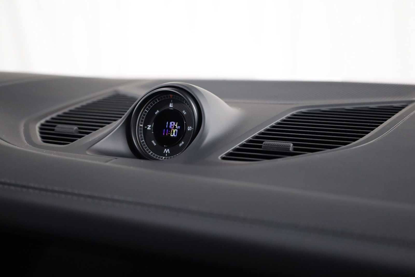 Thumbnail: 2025 Porsche Cayenne - 23