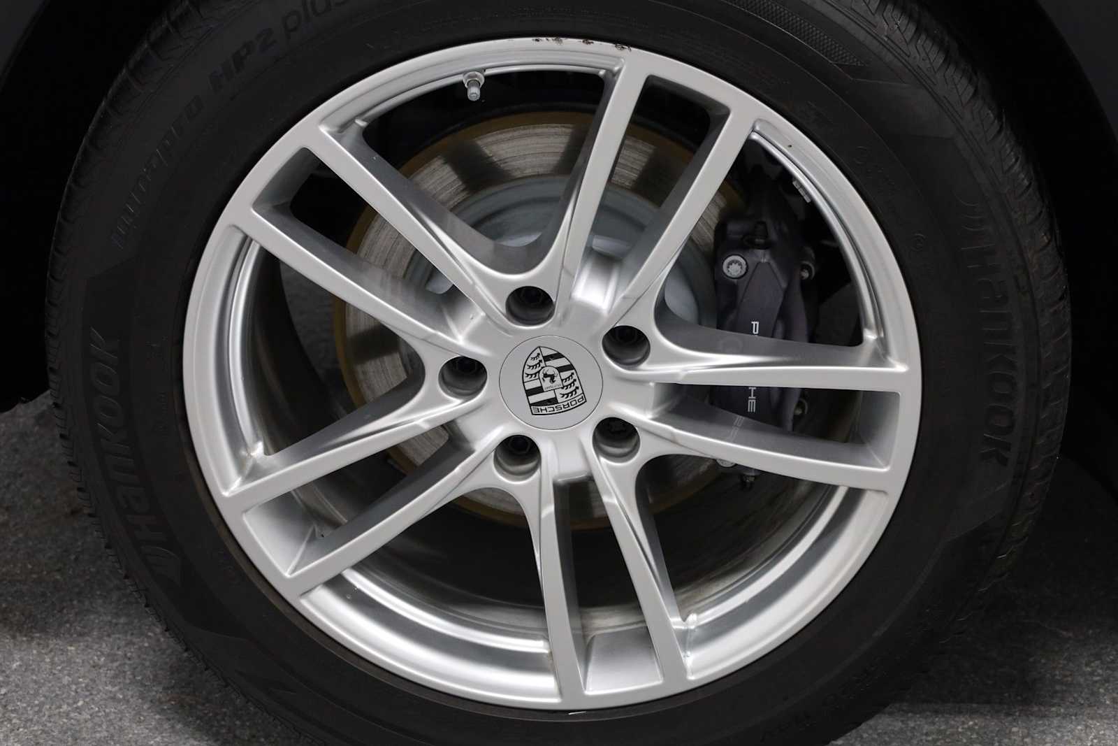 Thumbnail: 2024 Porsche Cayenne - 36