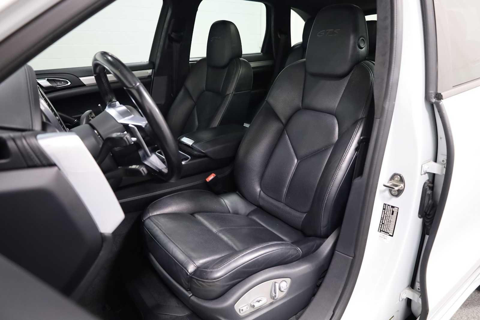 Thumbnail: 2018 Porsche Cayenne - 5