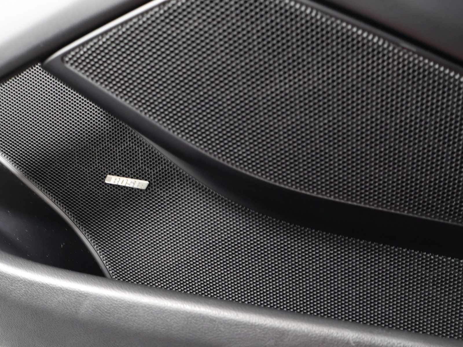 Thumbnail: 2018 Porsche 718 Cayman - 16